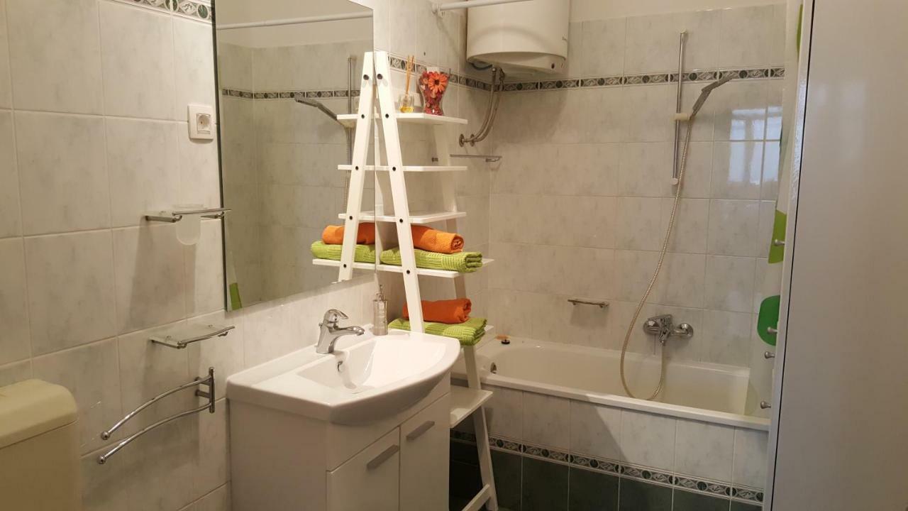 Centar Old Town, With Free Private Parking Apartment Pula Exterior photo